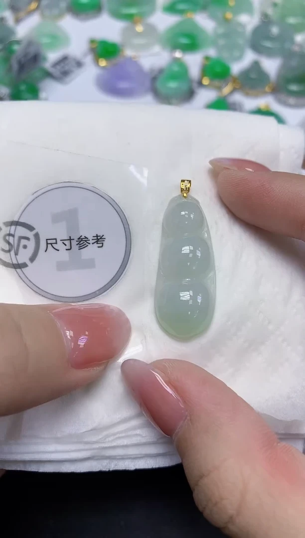 颈饰18K金镶嵌翡翠天然缅甸翡翠A货百元以上9元证书费自理