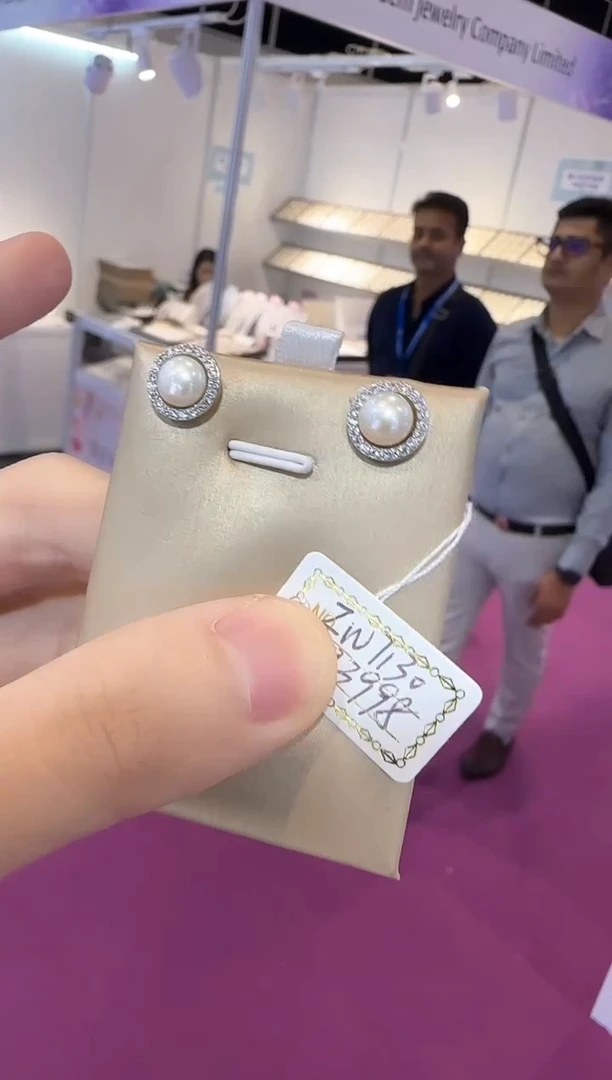 银S925镶嵌耳饰淡水珍珠6mm甜甜圈耳钉