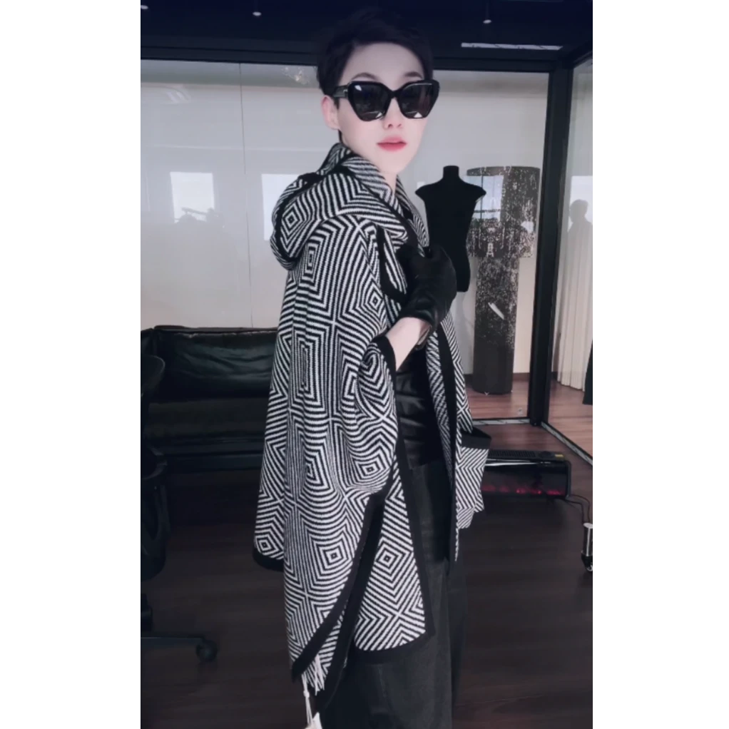 JCLP 黑白条花纹 羊绒 毛衣 MY0677