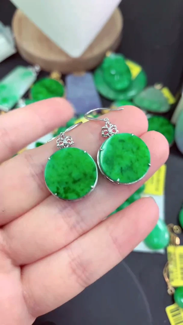 吊坠(不含链)18K金镶嵌翡翠耳坠