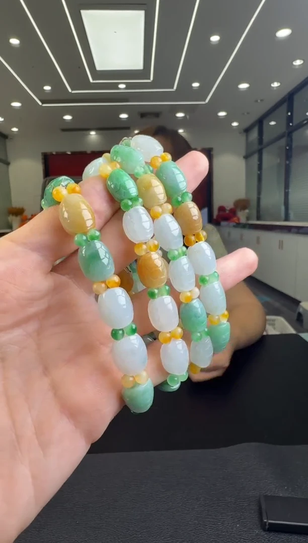 翡翠未镶嵌颈饰手链（多样性发一）