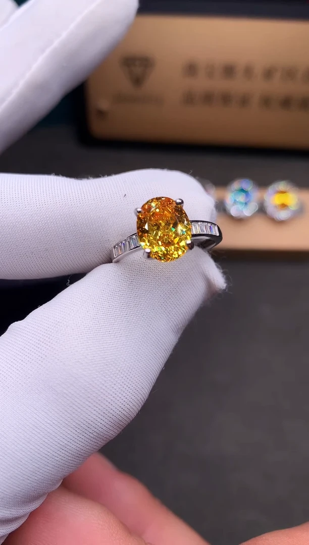 银S925镶嵌戒指黄色碧玺.....