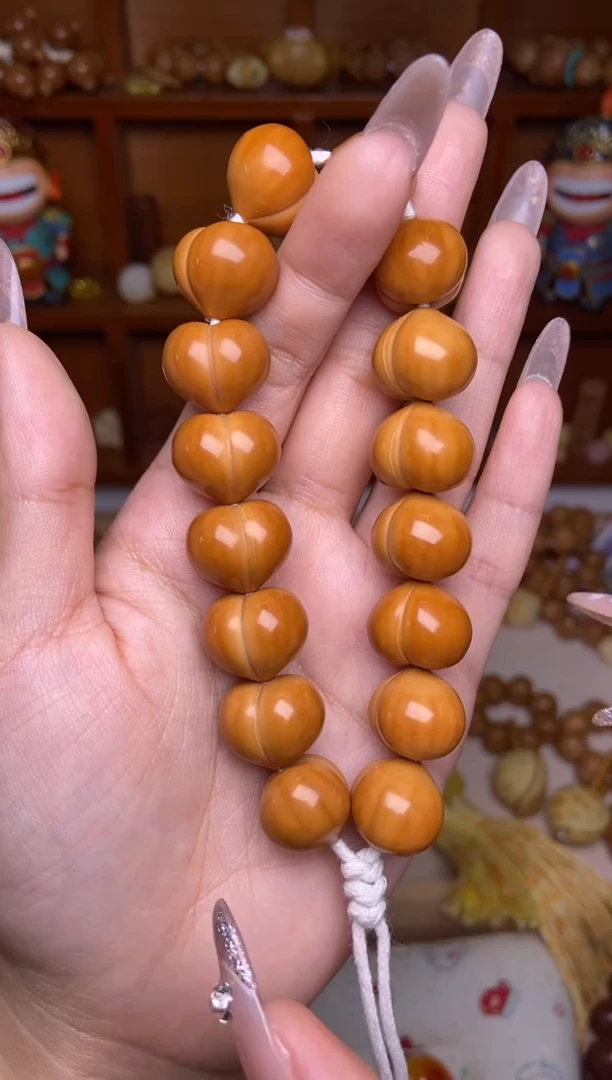 手串猴头核桃16+高定玻璃底柯基屁桃手持
