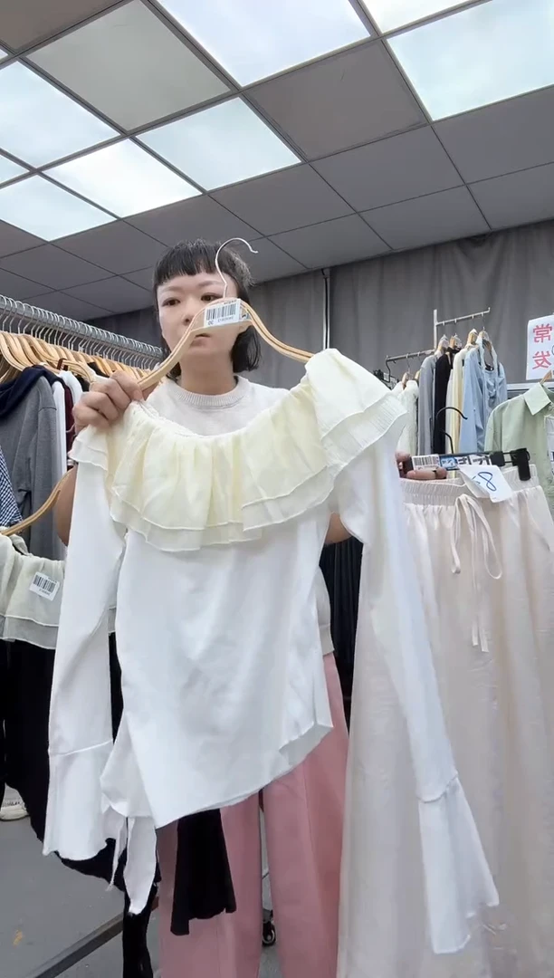 大哥家漂亮衣服漂亮颜色
