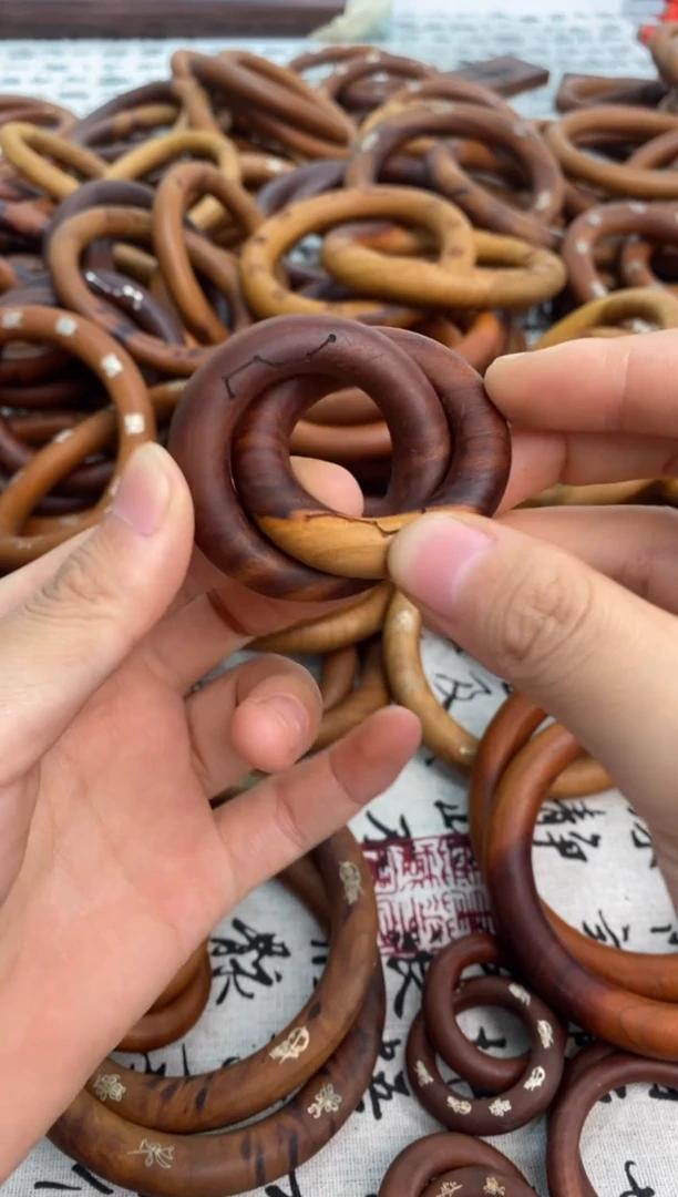 桃木虎皮纹内径2.5六七星小乾坤圈