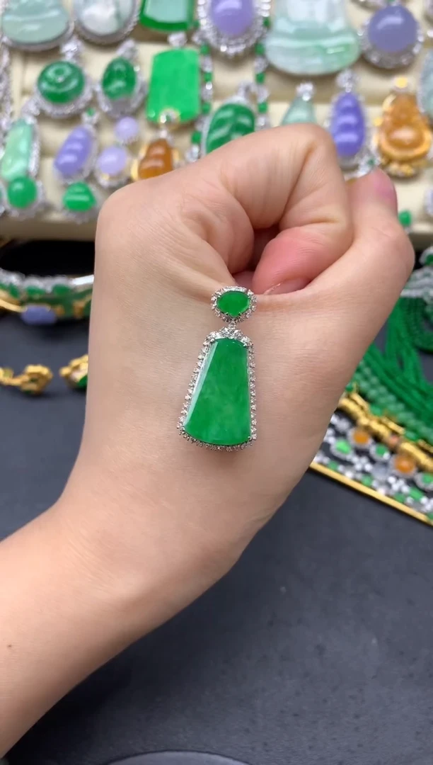 【闪购商品】翡翠颈饰18K金镶嵌423-中国好珍宝