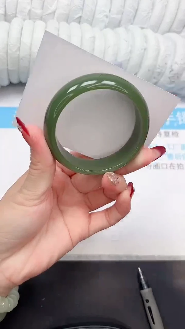 未镶嵌手镯石英质玉159-52.2DB