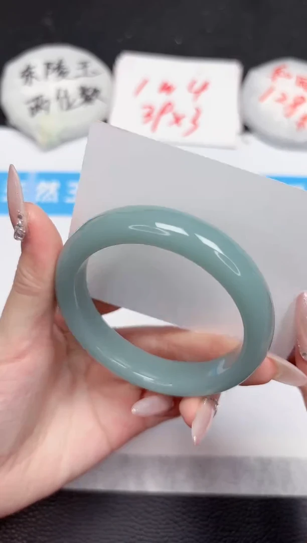 【闪购商品】石英质玉手镯未镶嵌162-55.7