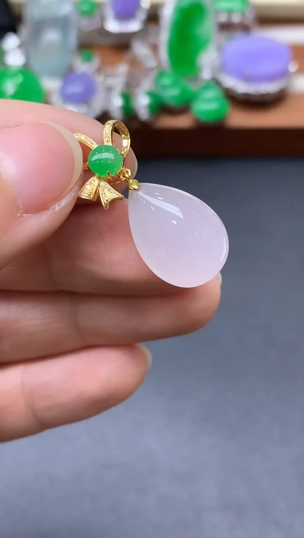 颈饰18K金镶嵌翡翠531-中国好珍宝