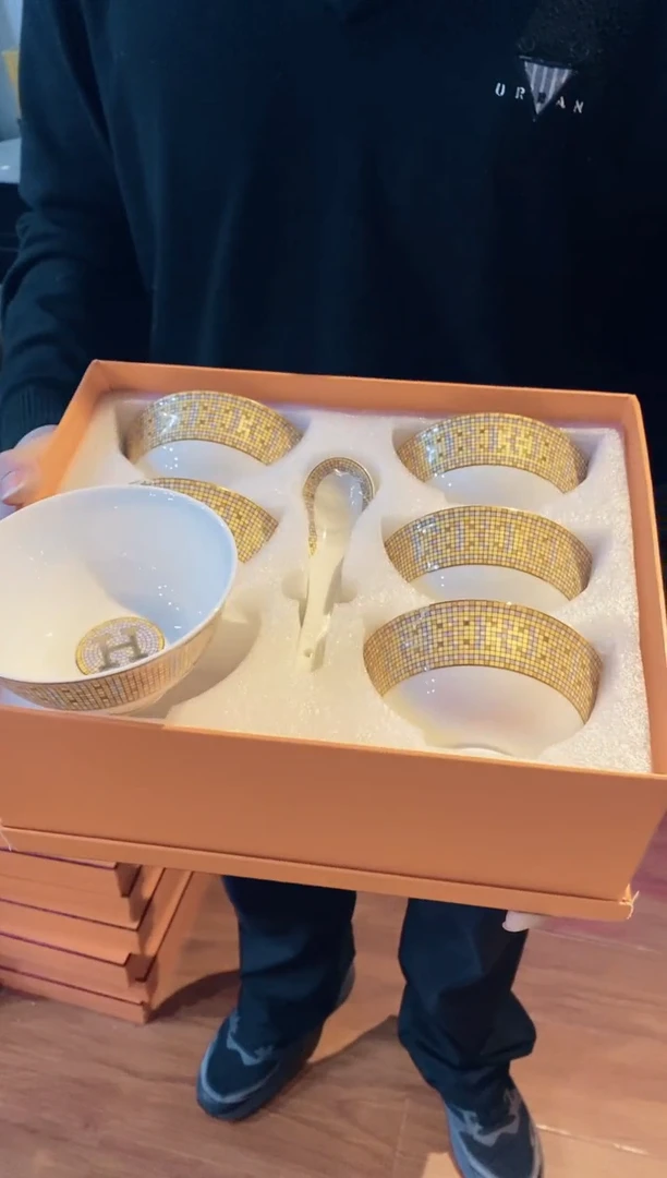 【闪购商品】杯鸿辉家品牌瓷器，京东包邮！