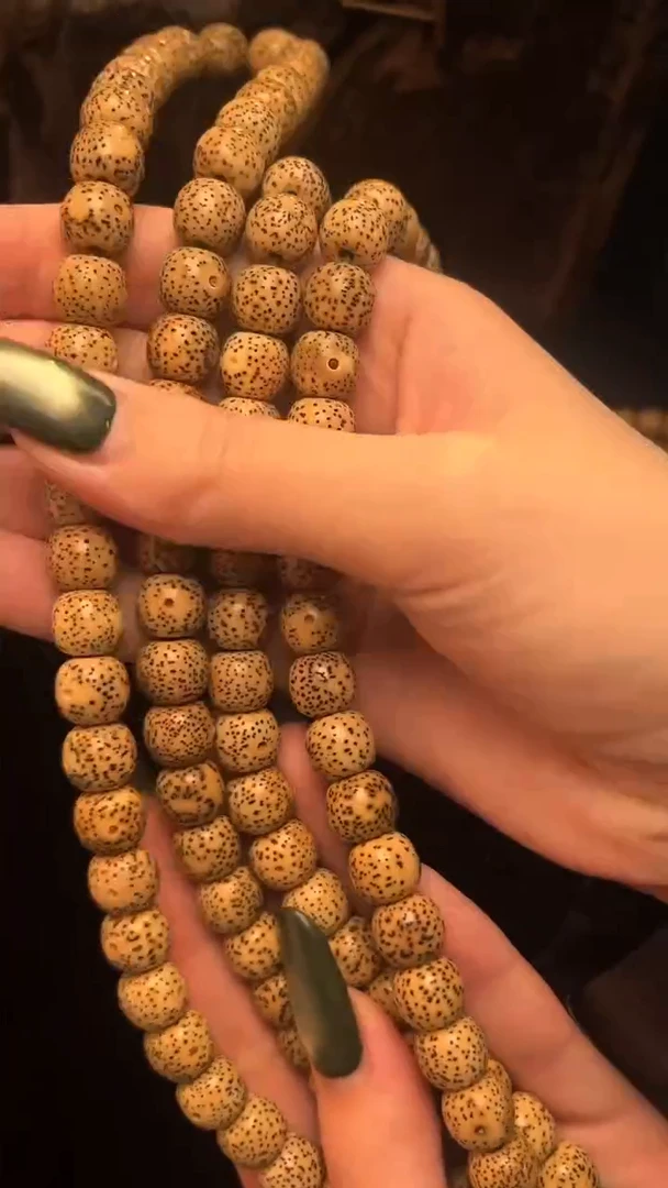 吊坠星月菩提精工级陈籽10*9桶珠长串