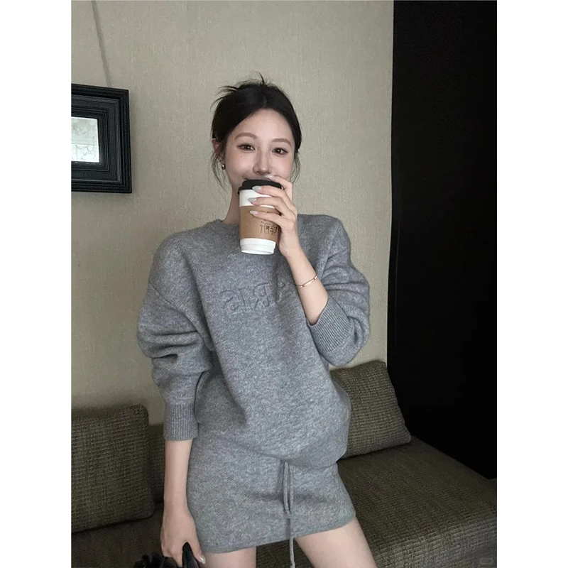 2025秋季新款套装美式简约慵懒休闲立体字母压印毛衣显瘦气质短裙