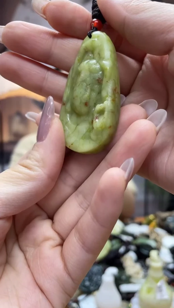 未镶嵌岫玉吊坠·