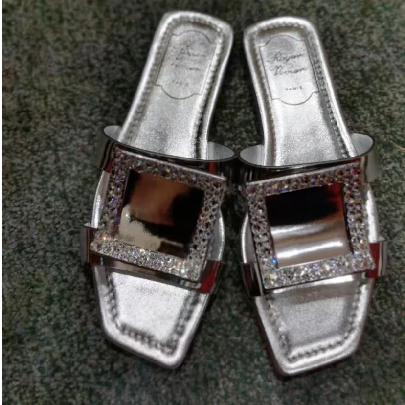 全新未使用 Roger Vivier/罗杰·维威耶 Rv银色方扣凉鞋拖鞋37.5