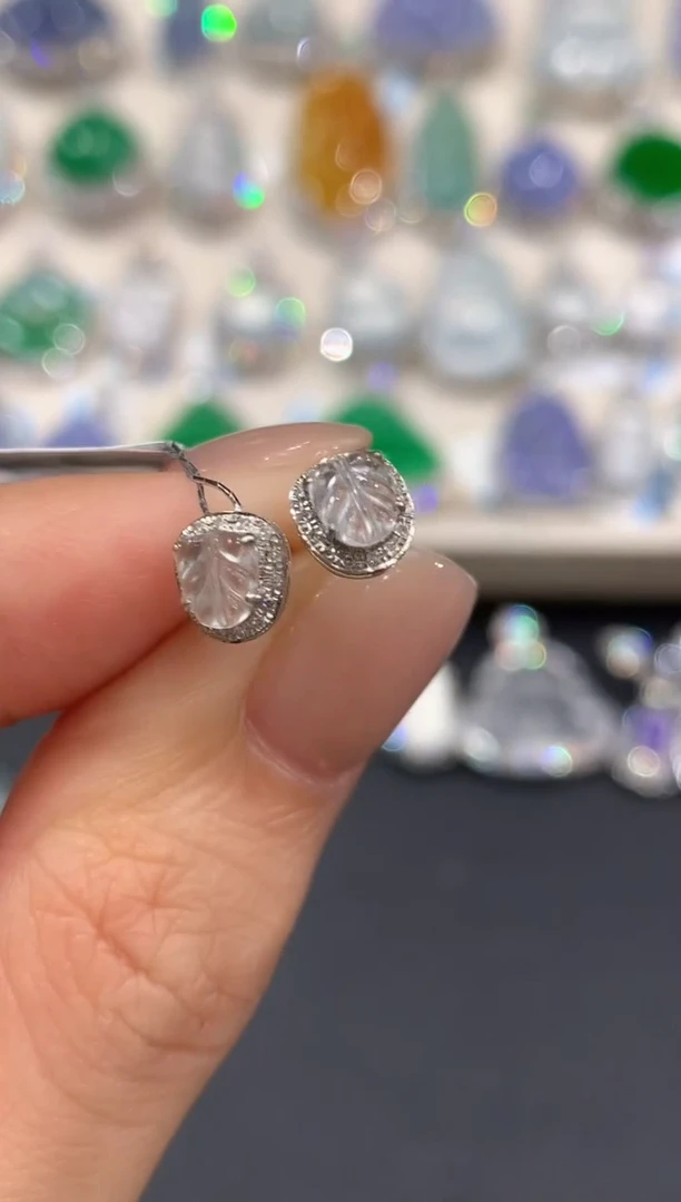 18K金镶嵌翡翠耳饰a2