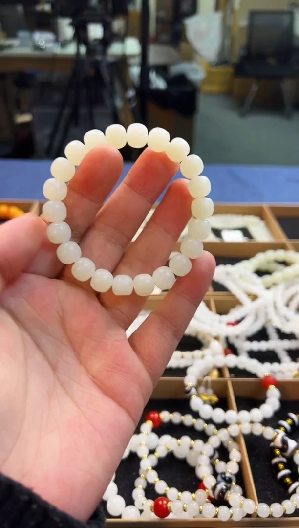 未镶嵌手串和田玉老型10+