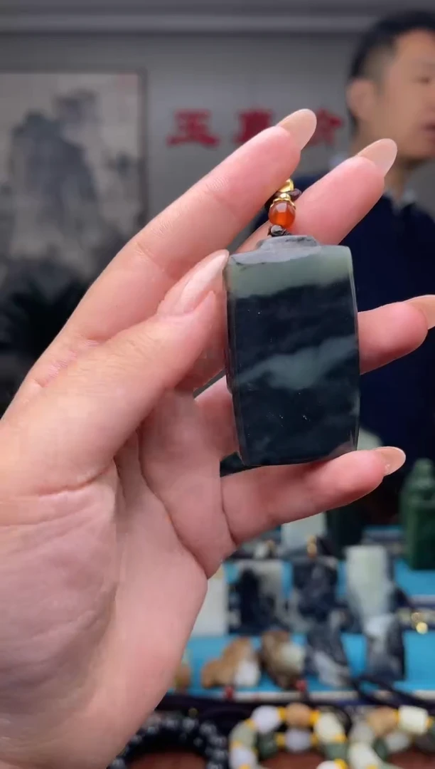 未镶嵌和田玉挂件1