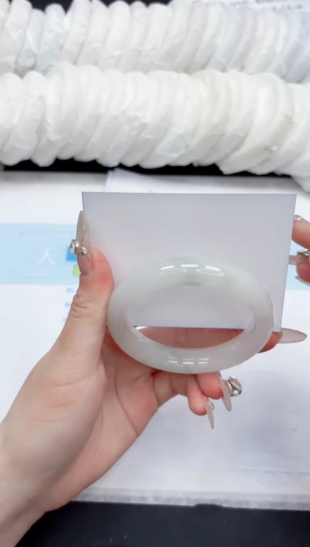 石英质玉手镯未镶嵌248-53