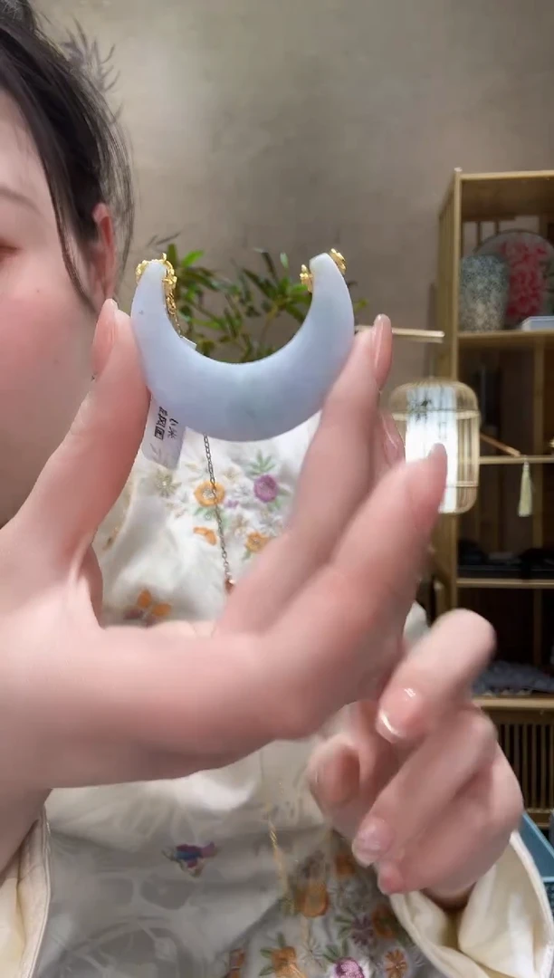 【闪购商品】翡翠颈饰未镶嵌吊坠
