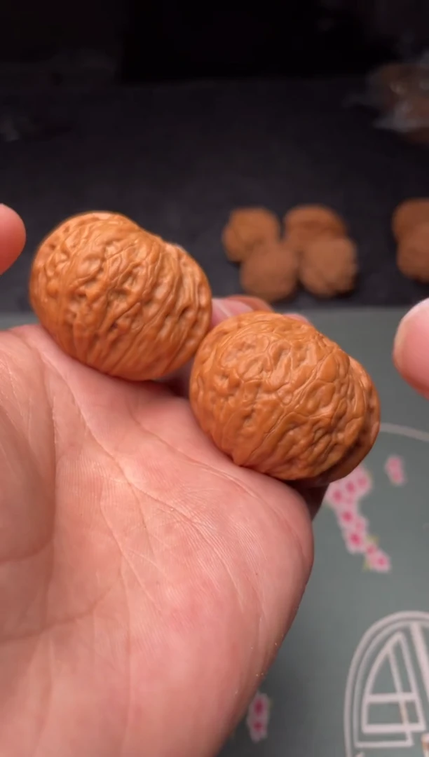 把件文玩核桃a83  铁锤  40尺