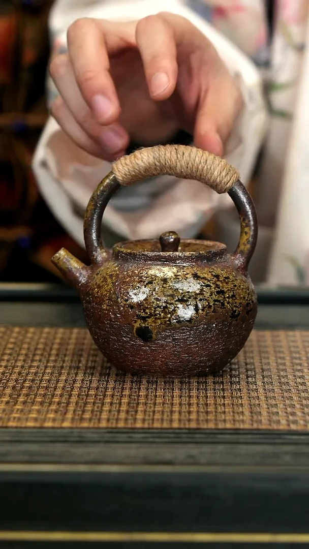 【闪购商品】紫砂茶壶GFY34沉香木柴烧 小提梁