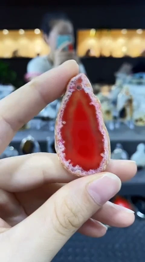 未镶嵌颈饰玛瑙/玉髓悦*玛瑙