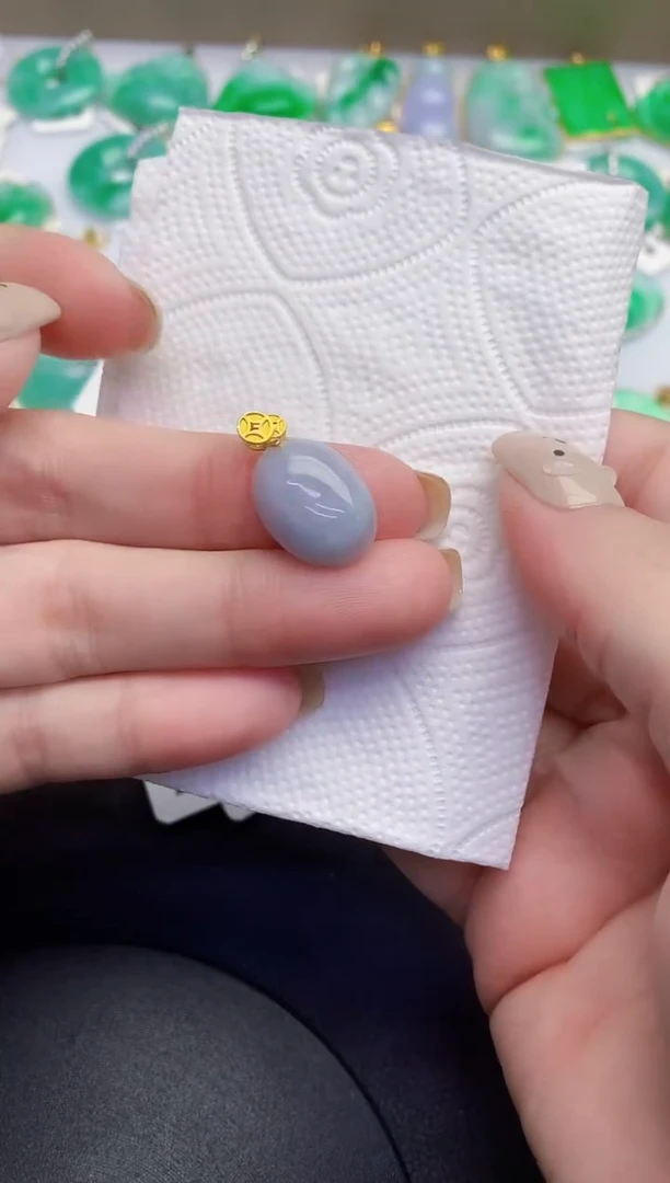 颈饰未镶嵌翡翠缅甸天然翡翠A货