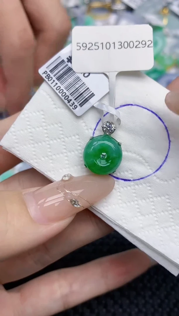 颈饰银S925镶嵌翡翠272   天然翡翠A货  百元以上9米证书费自理
