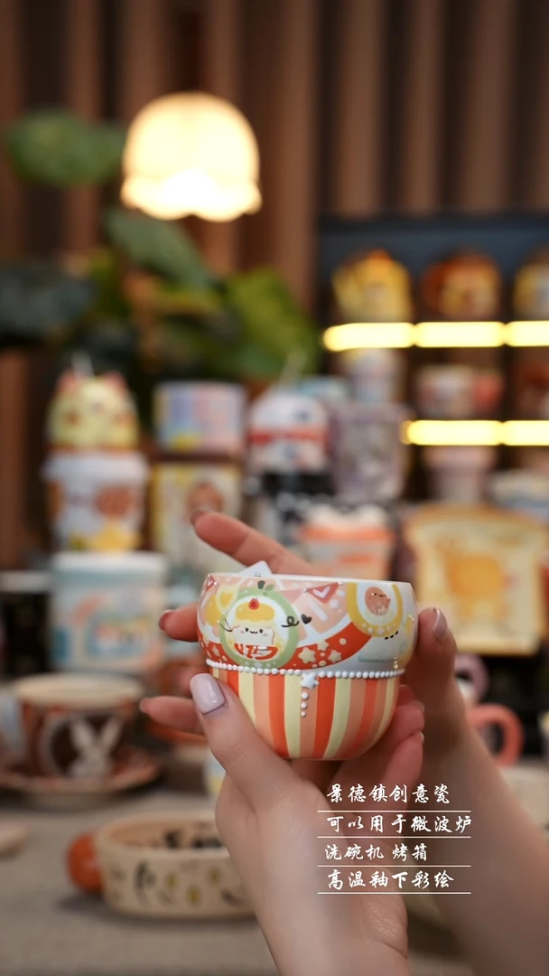 绿色漫画景德镇手工手绘陶瓷317