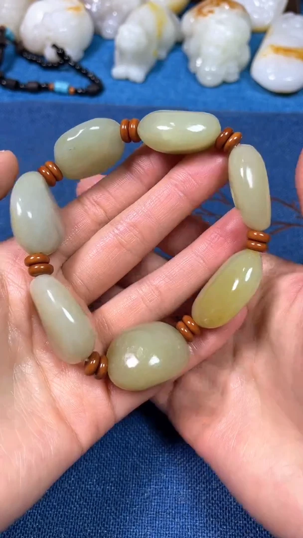 未镶嵌手链和田玉记****61