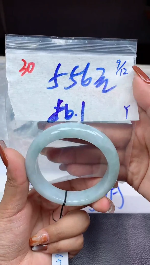 未镶嵌定制翡翠30毛货需精细抛光手镯拍一发一