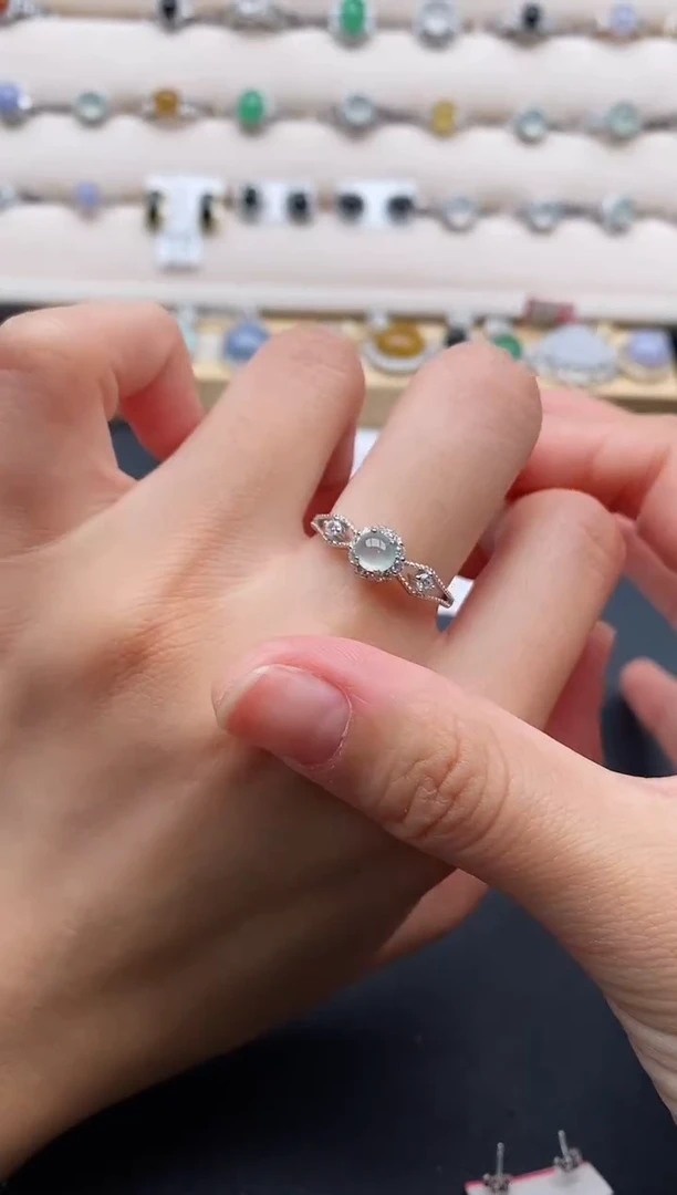 银S925镶嵌戒指翡翠555555+1