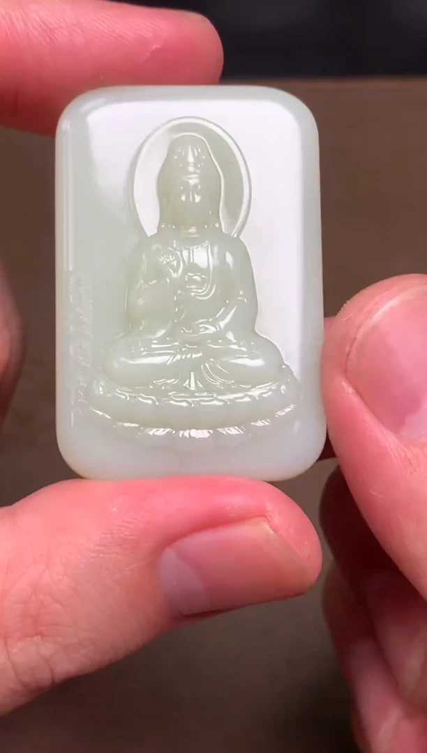 颈饰未镶嵌和田玉10 巧雕