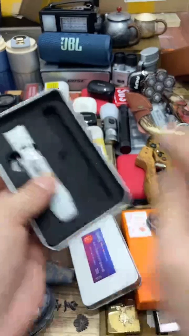 瓷片闪购商品 如图所示
