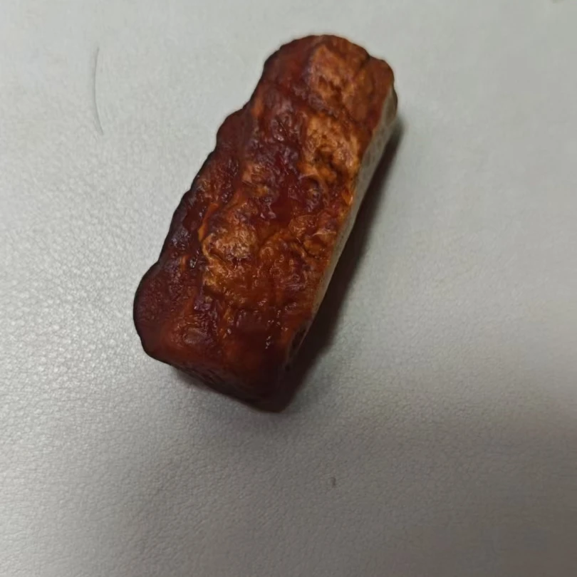 琥珀蜜蜡原石定制