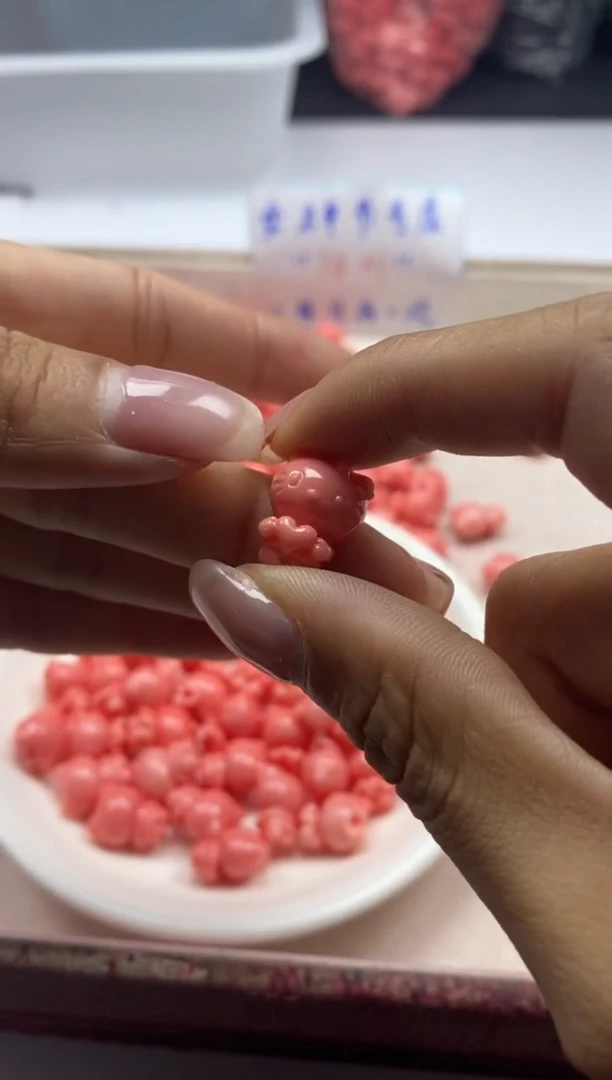 【闪购商品】拼合珍珠（马贝珠）颈饰未镶嵌x1168女*王贝KT猫*3个