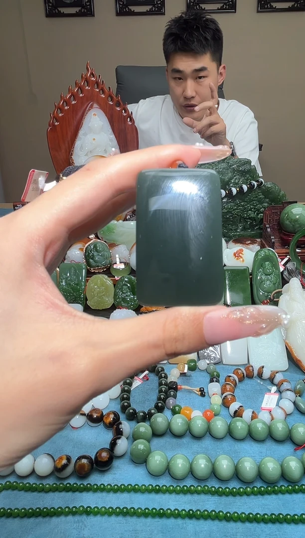 和田玉未镶嵌颈饰111szq