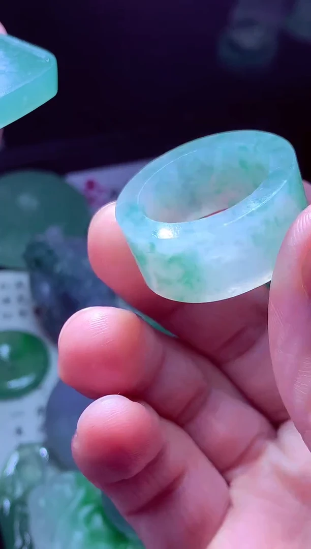 未镶嵌定制翡翠林*#翡翠毛货定制