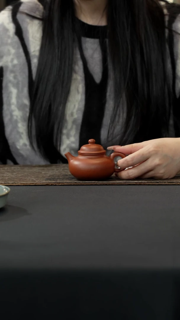 【闪购商品】紫砂茶壶容天壶120cc朱泥