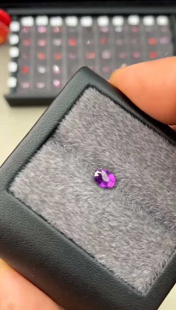 【闪购商品】定制蓝宝石裸石未镶嵌1.0ct 兰卡无烧蓝宝石