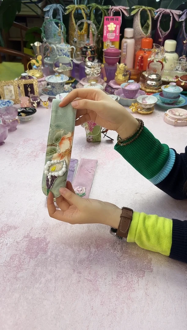 34蓝绿色盖碗保护条