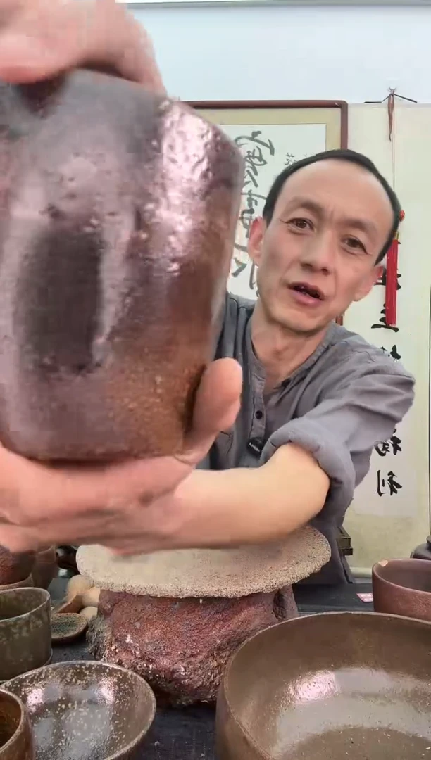 【闪购商品】瑕疵红色马克杯500毫升