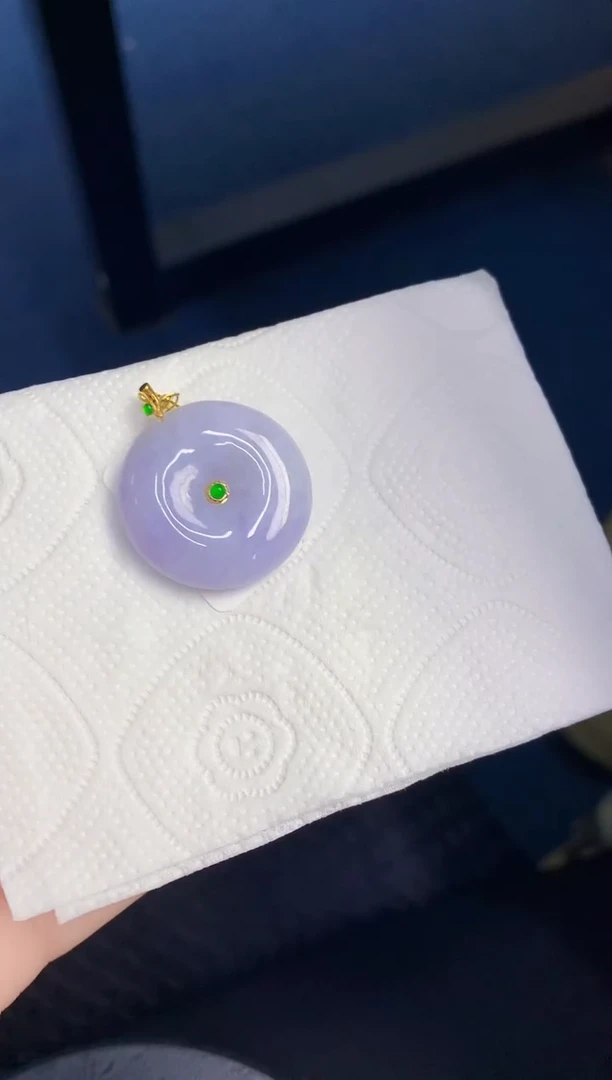 颈饰18K金镶嵌翡翠缅甸天然翡翠A货