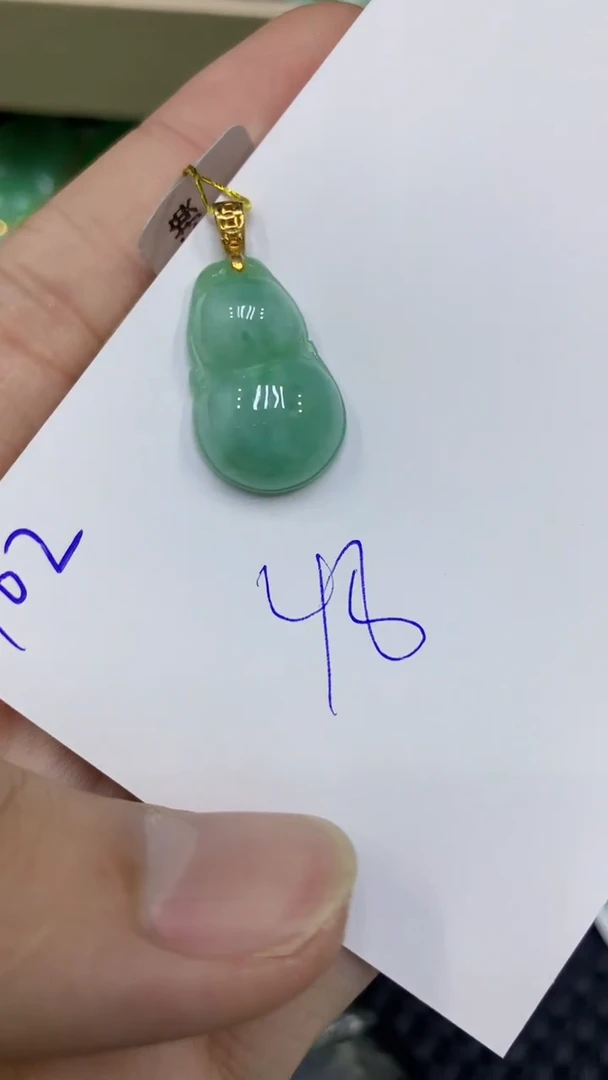 颈饰未镶嵌翡翠缅甸A货翡翠