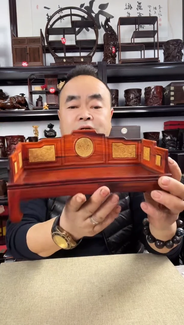 木老李红木工艺品167瑕疵