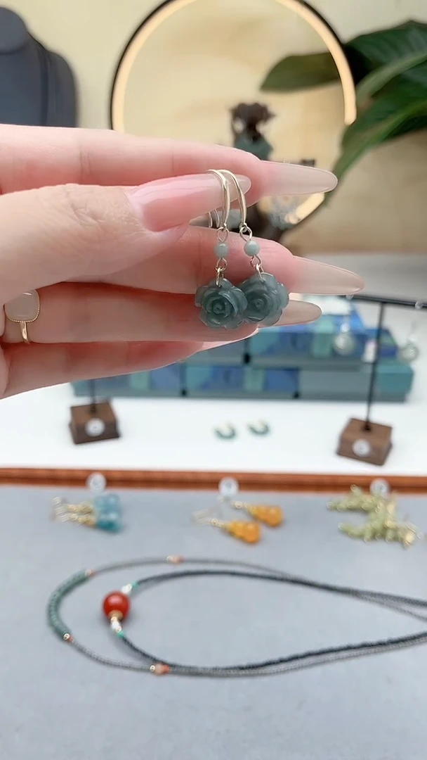 银S925镶嵌翡翠耳饰00翡翠玫瑰花