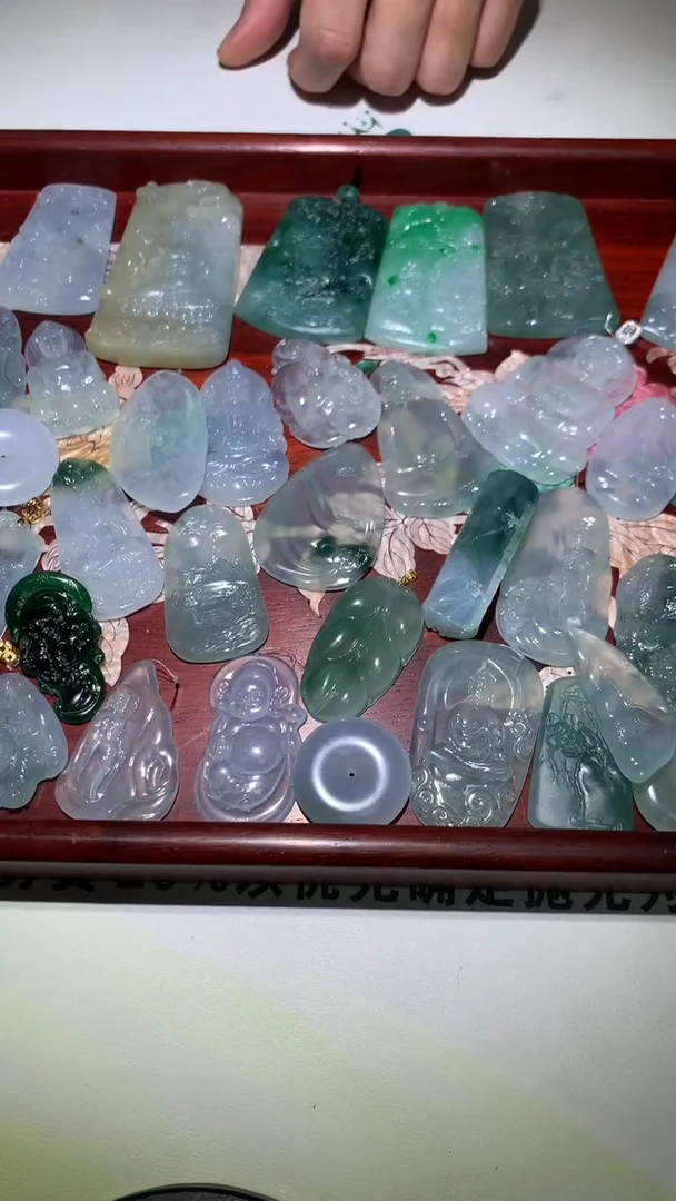 未镶嵌定制翡翠黎****~ -毛货 不退不换-