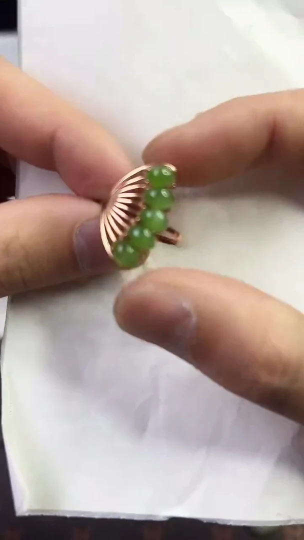 颈饰未镶嵌和田玉多样性发货