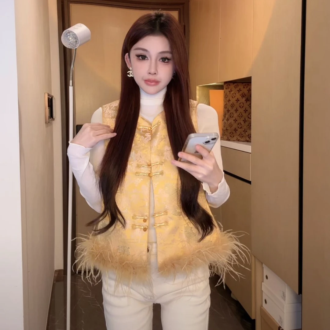 8071【烟雨楼台】新中式缎面毛毛边马甲 衣长53