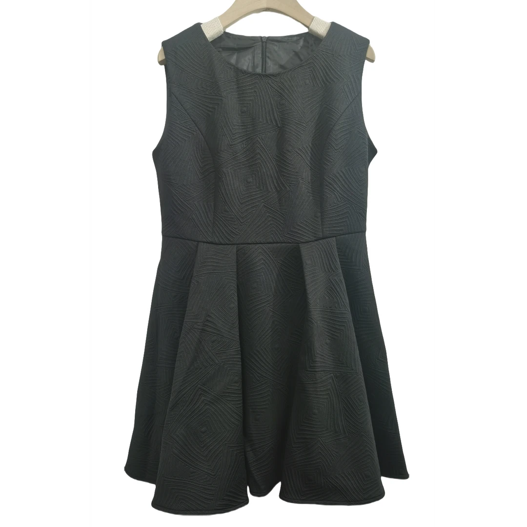 401-500新品赫本风黑色无袖时尚连衣裙法式肌理感收腰裙子